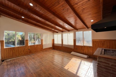 f4b25083-7b01-4f7f-b709-a1d0949ba0ce