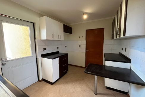 photo-2023-04-18-22-09-01-2