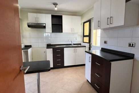 photo-2023-04-18-22-09-02-2