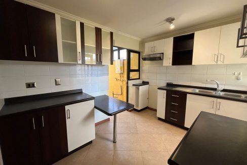 photo-2023-04-18-22-09-06-2