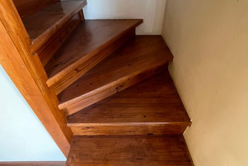 photo-2023-04-18-22-09-07-2