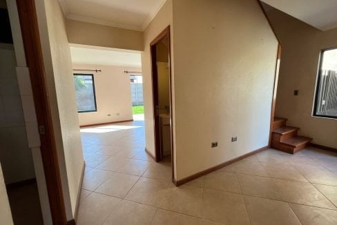 photo-2023-04-18-22-09-08-2