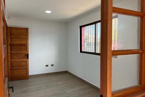 40d4a2bb-7ded-4ce1-b45a-b3e79be5fd7b