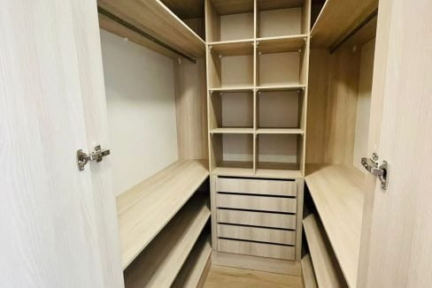 7ea68fc9-320a-47b8-be03-4a6d30734cf8