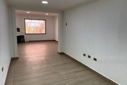 b878bda5-fe62-4742-8769-b6de41d2dcbb