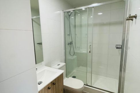 f80f9e66-87b3-4fa9-967b-73c87f768819