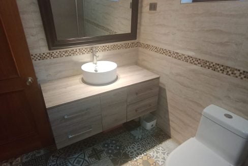 b24949fc-124c-45c4-b02e-57b7cb73876c