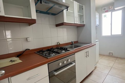 93fb7444-b953-4b3d-b1a5-92a010fdad99