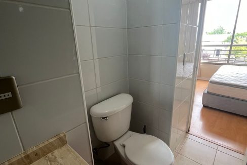 80e011ff-5276-419a-87ca-741795cb0944