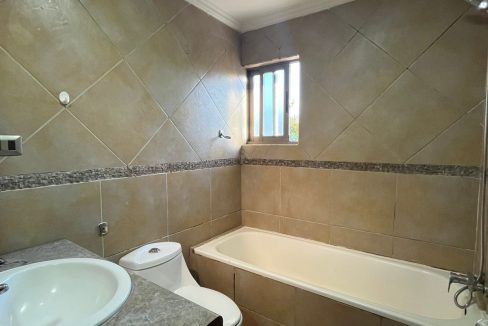 c0f010c0-3d68-40eb-90a1-244291ac2e23