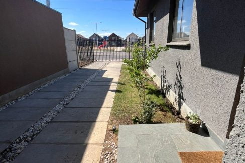 570b74e5-2fb1-41b5-b9b0-bfc28b60495d