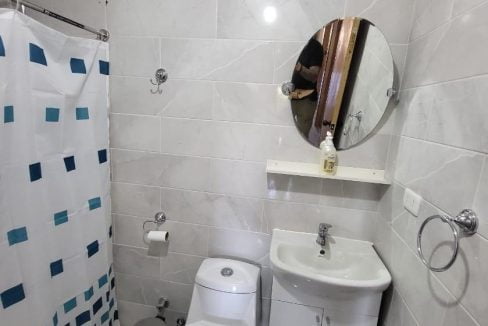 b8eb1acd-550a-4c70-8114-e172d66eae91