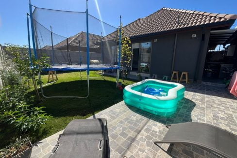 eb5ed242-4f54-4c78-9723-2c45e5c8f4b2