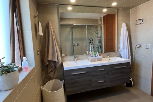 WhatsApp Image 2024-04-27 at 9.17.03 PM (15)