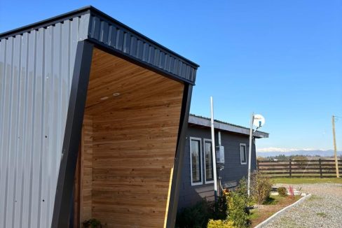 e1af6785-c58a-4090-bfc2-f5adf9315211