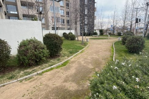 fb8c8dbc-6fcf-487b-a925-3836bc7bd5c8