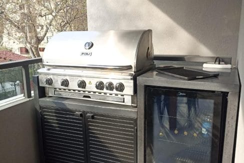 b66f4c2b-b1b8-45a0-8295-1e99d757d9e1