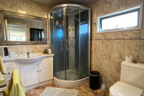 0ec1b21a-c88d-43ff-811b-3fcda0fb6978