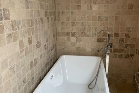 3713ead8-8384-4abd-807e-836d77635414