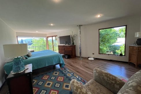 4ac5b028-2360-41b0-8442-77339dfce604