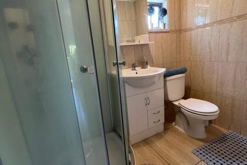 b1732939-f9fc-4c13-a9ff-ddac35b88560