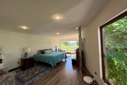 f7b9be5a-27bc-4a79-9d87-8ddcd4fefccc