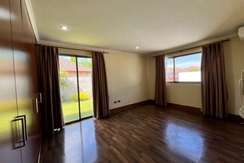 fb934416-6ab2-40e2-baa2-6a94b1740c38