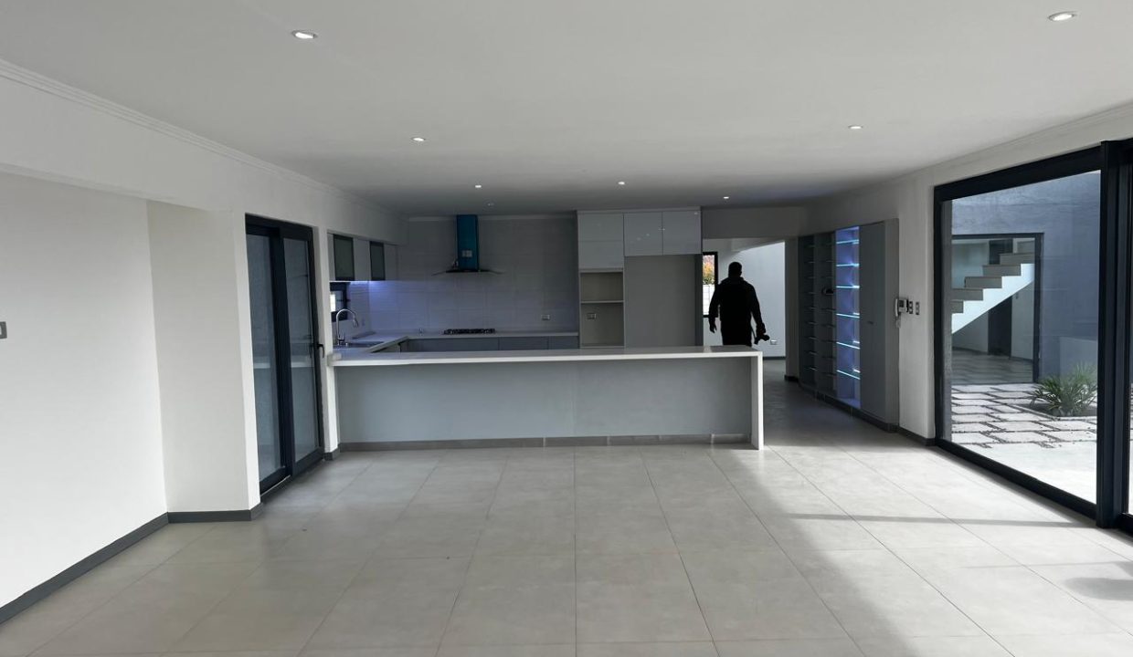 WhatsApp Image 2026-02-01 at 01.01.25