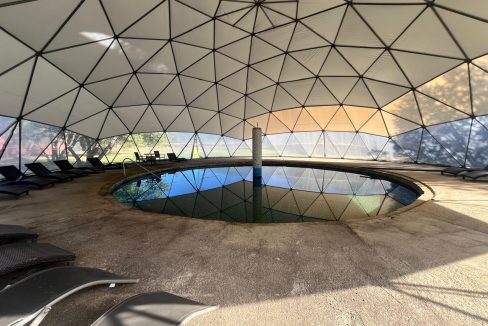 f94e8976-9c1b-404d-acae-7ce3c8ac782e